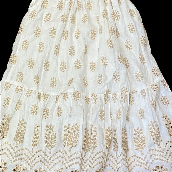 SUR LA PLAGE**White/Gold Flowy Top**One Size $160 - Picture 6 of 6